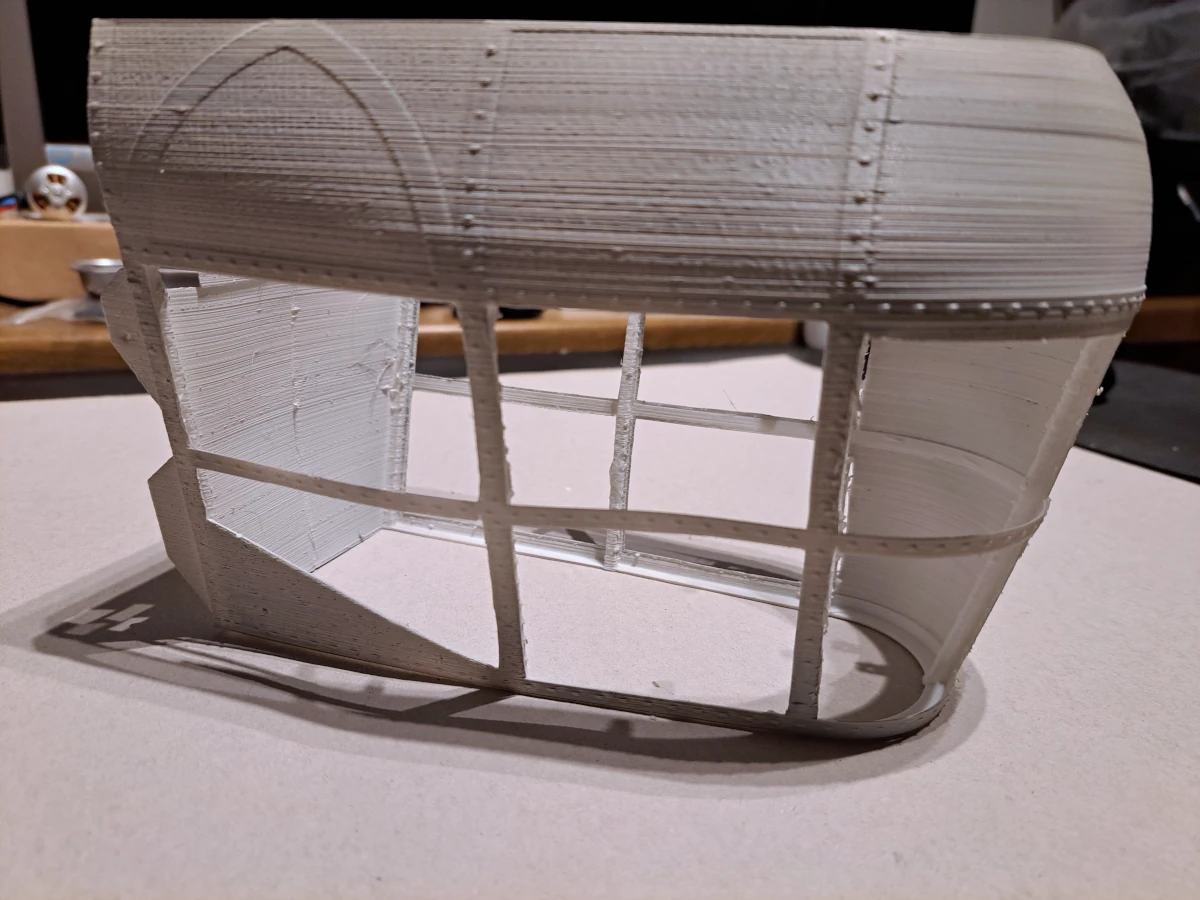 Fensterausschnitte Haube